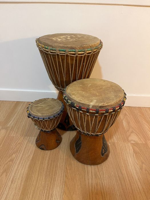 Conjunto de Djembés Africanos – 3 Tamanhos (batuques)
