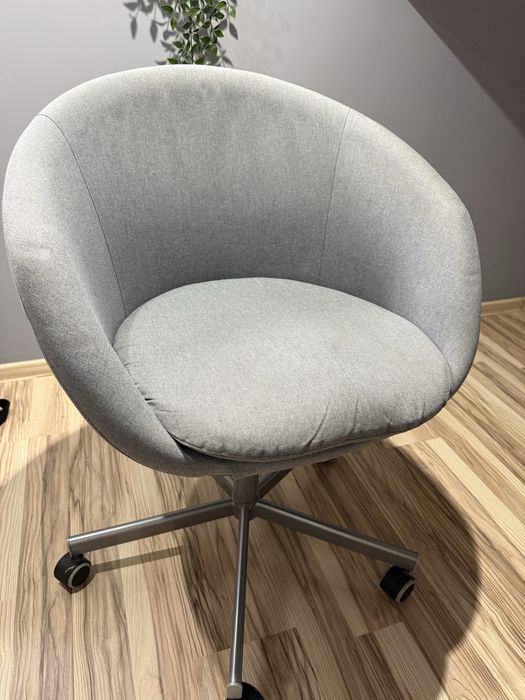 Krzesło szare Ikea