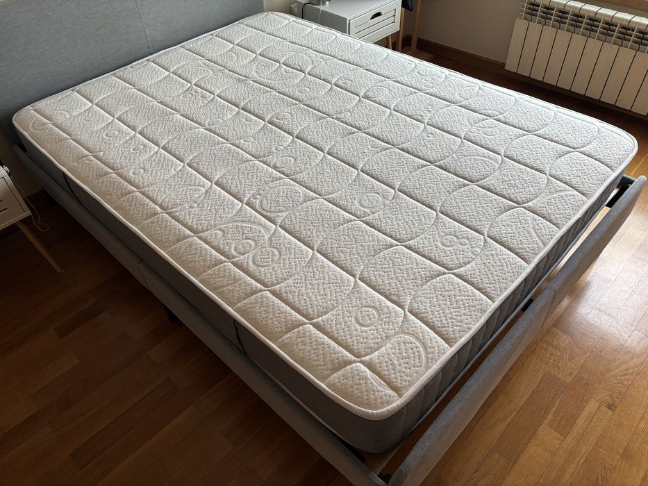 Colchão casal 190x140