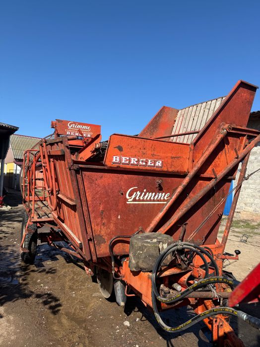 Комбайн картоплезбиральний Grimme