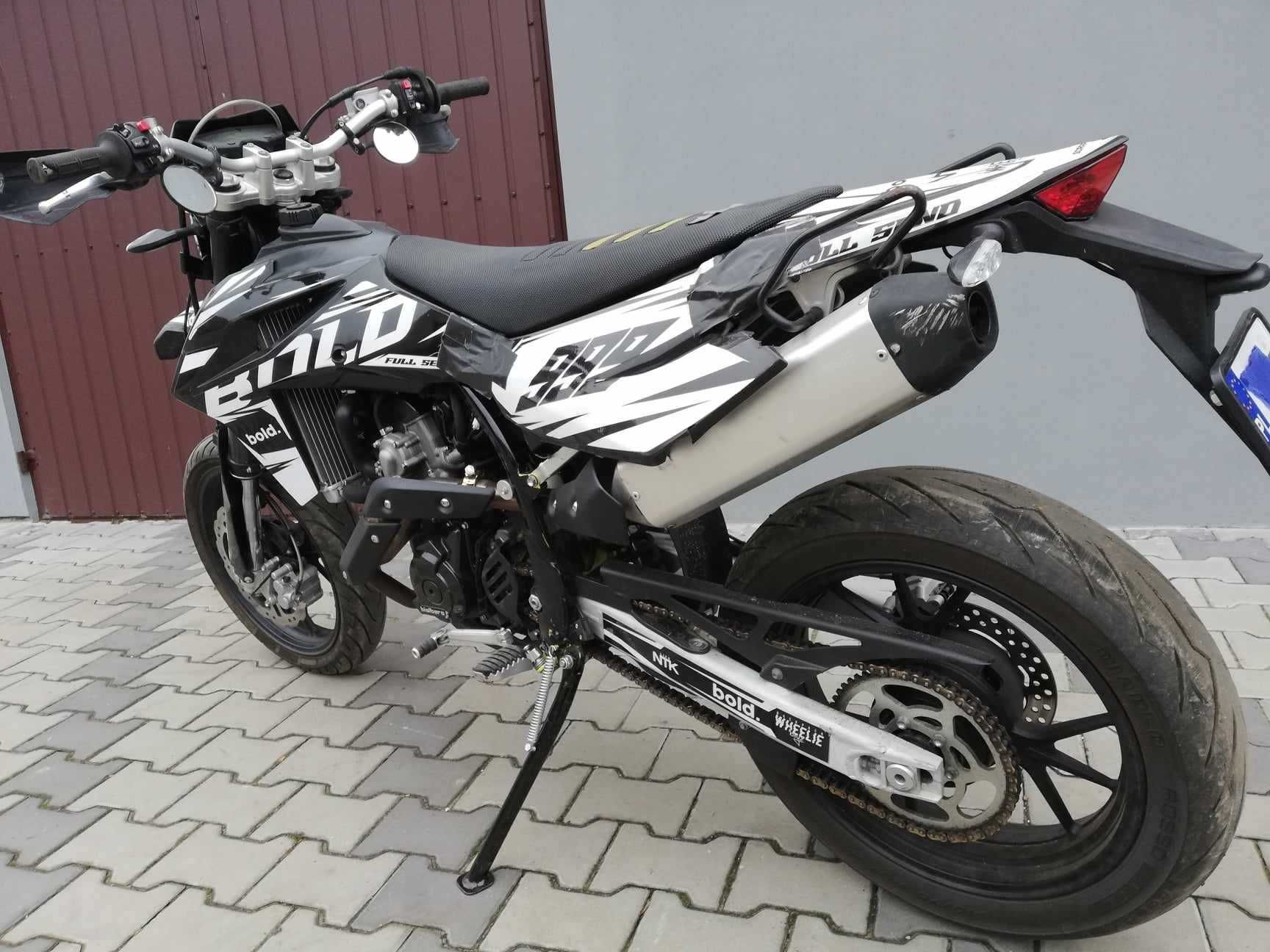 SWM SM125R 2023 ABS katB 15KM (husqvarna)