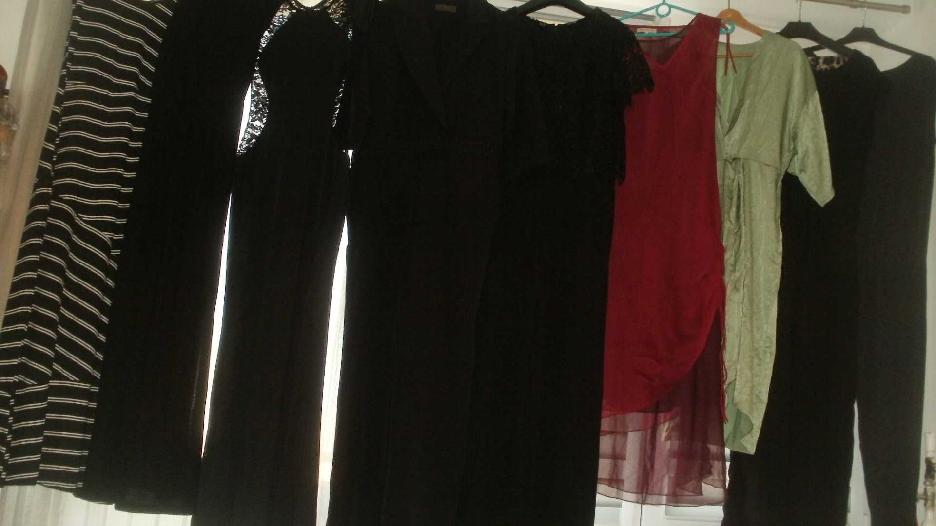 zestaw ok. 100 sukienek itp. - S/M/L 38/40- Mohito, HM, Agnes i inne