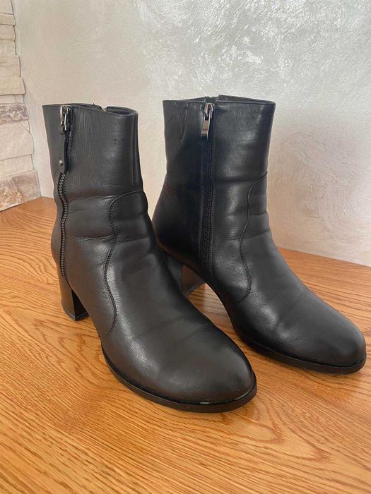 Жіночі зимові ботильони / шкіряні утеплені черевики