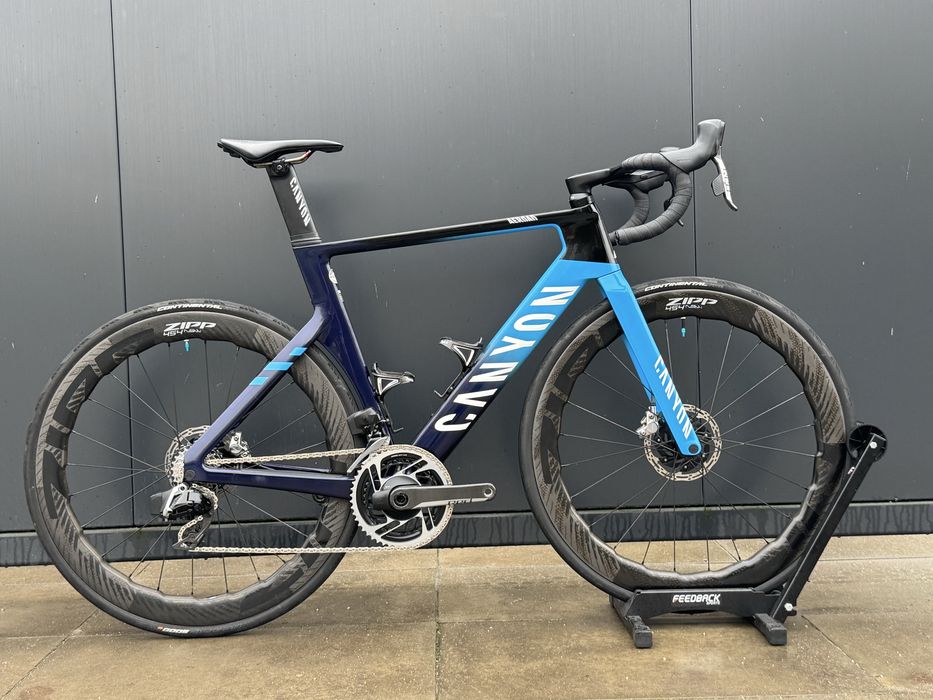 Canyon Aeroad CFR Sram Red etap 12s