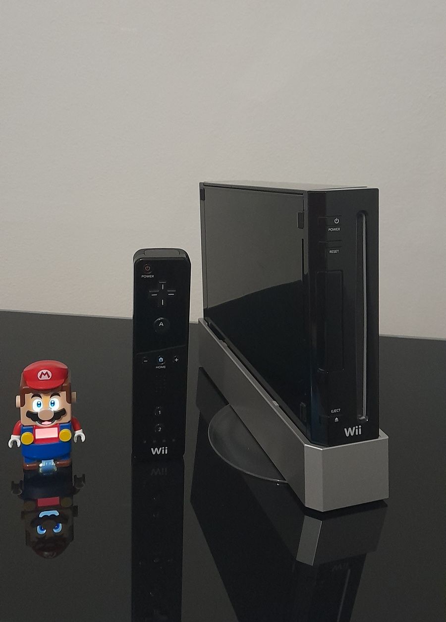 Consola Nintendo Wii Black Edition + Comando Wii (EXCELENTE ESTADO)