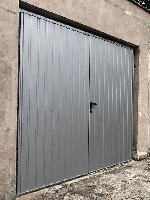 Brama garażowa rozwierna 2500x2000 dwuskrzydłowa