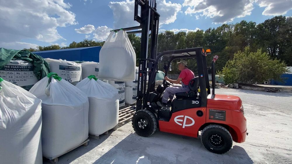 Новий газ-бензин навантажувач ЕР 35T8, 3.5т, 4.8м, двигун Nissan К25