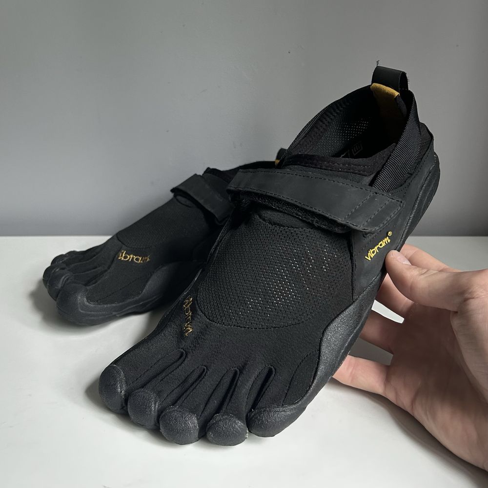 кросівки Vibram Fivefingers KSO Cross