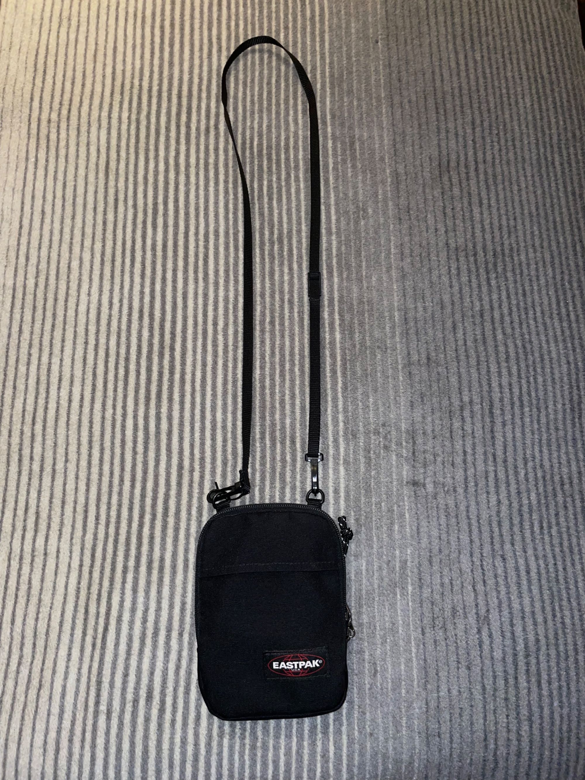 Bolsa tiracol Eastpak