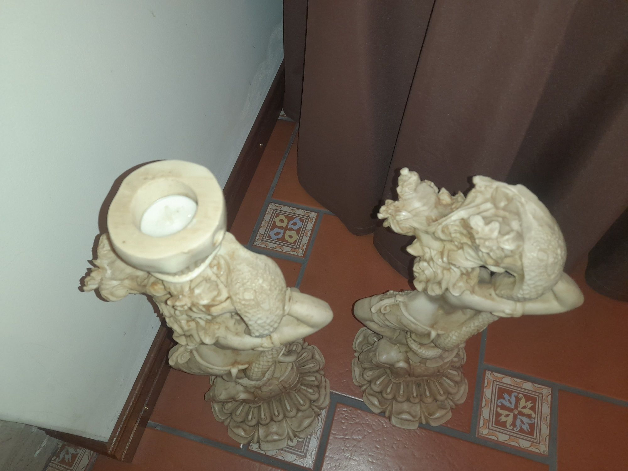 Estatuetas orientais (marfinite) 2 uni