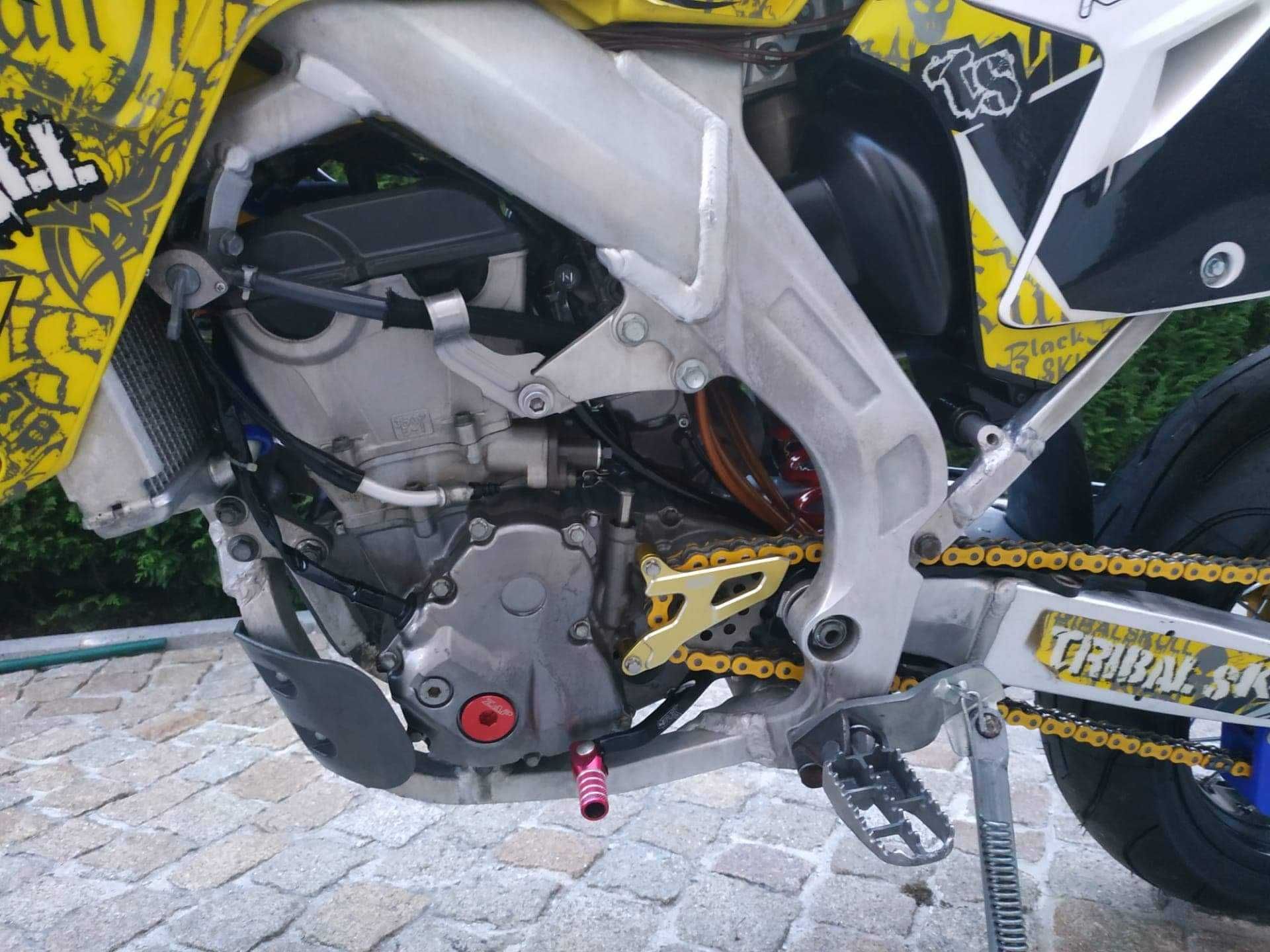 SUZUKI rmz 450 supermotard