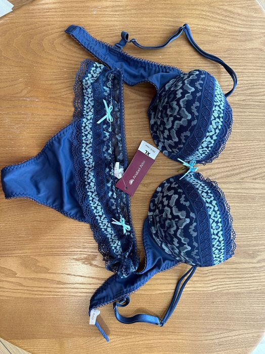 Продам комплект нижньої білизни Anabel Arto
