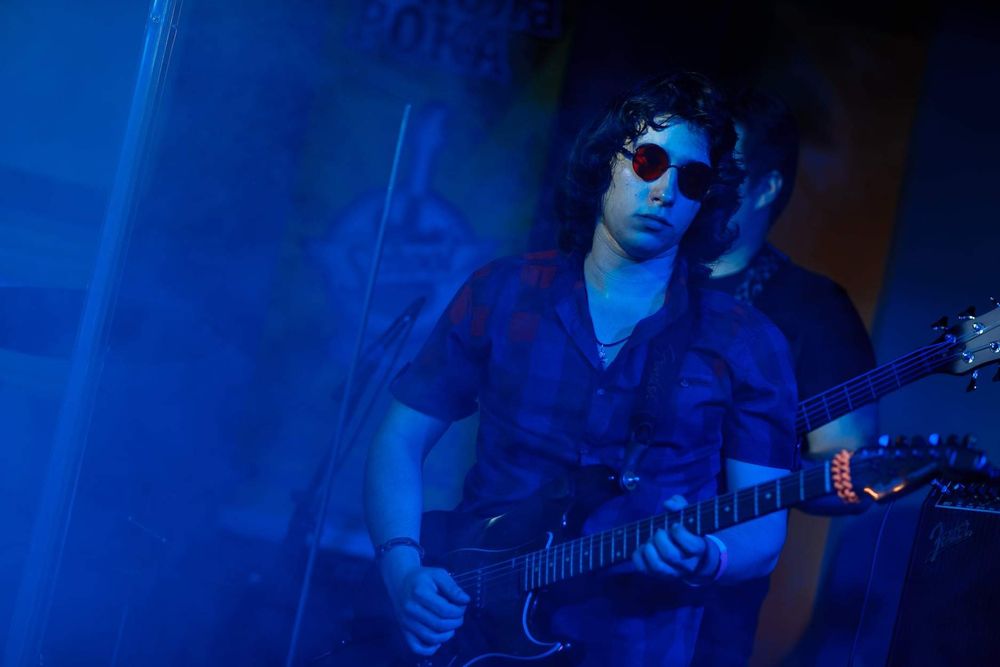 Уроки электрогитары основ звукозаписи очно или онлайн