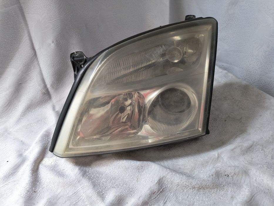 Lampa lewa Opel Vectra C Europa oryginał przód