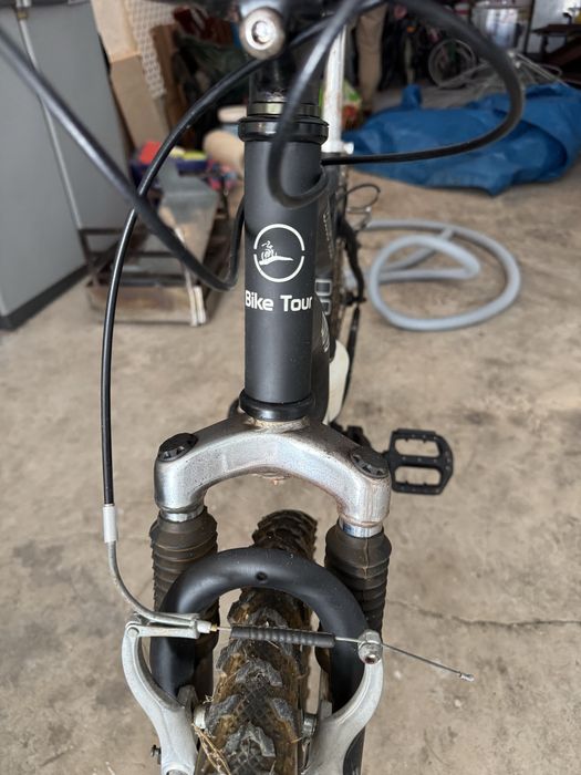 Bicicleta em bom estado .