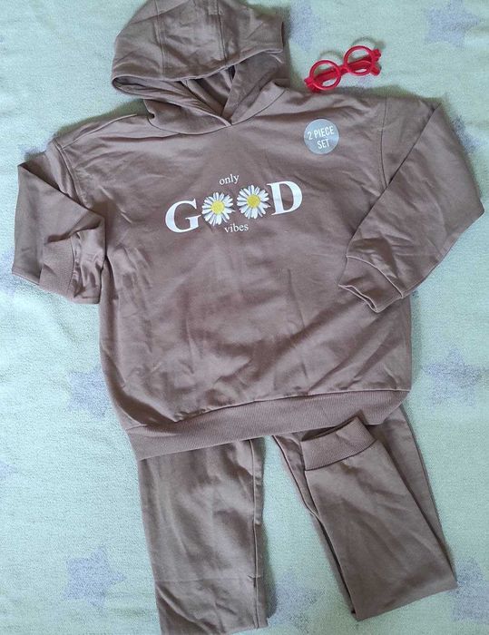 Кофта з капюшоном та штани дівчачі (Комплект)(9-10років)