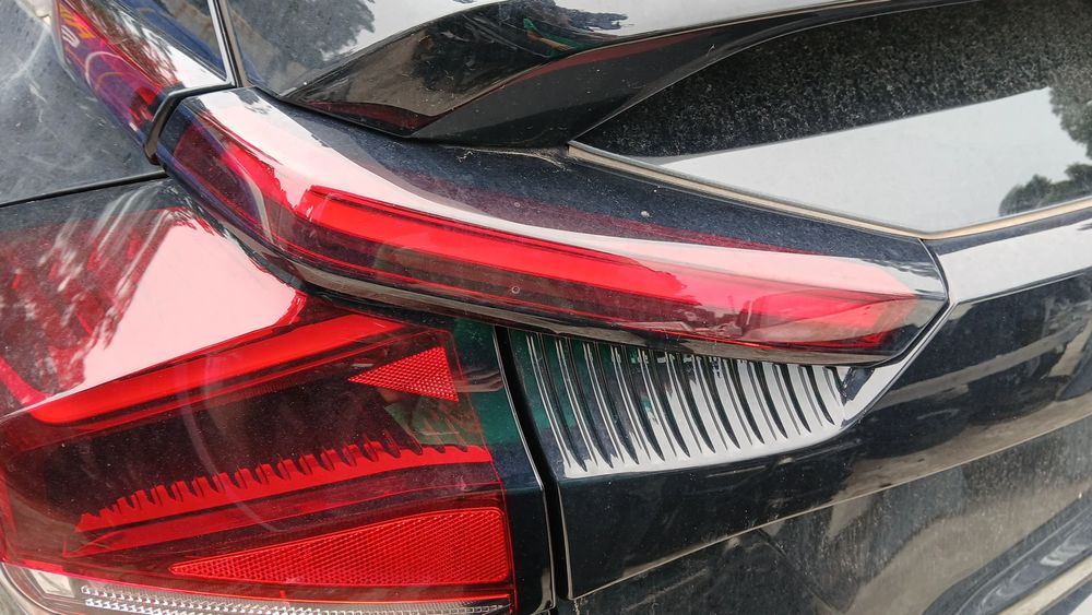 Farolim da mala esquerdo CITROËN C4 III