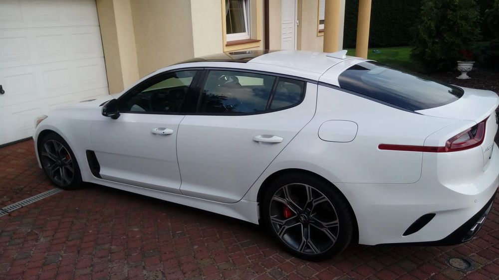 Kia Stinger Sprzedam KIA STINGER GT2 3.3 serwisowany w ASO