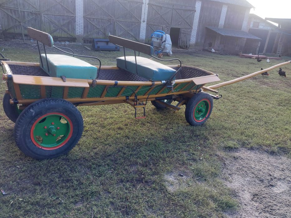 Sprzedam wóz  konny wasong wiklinowy.