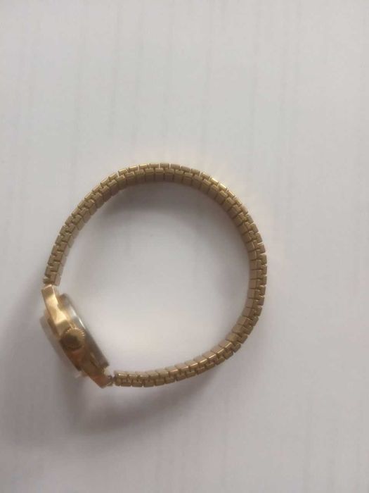 Жіночий годинник Заря, СРСР, 17 каменів, позолота, новий