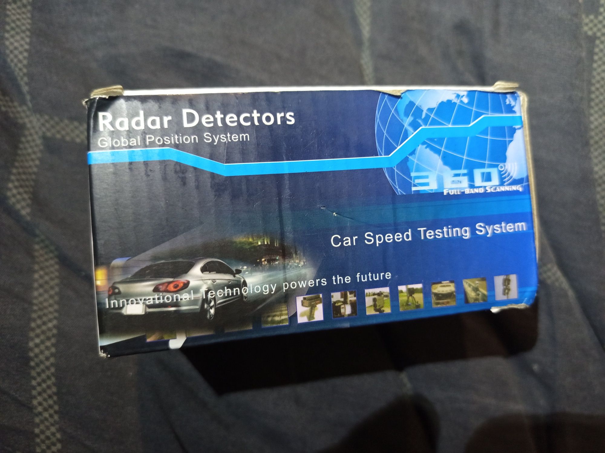 Detector / localizador de radares de velocidade.