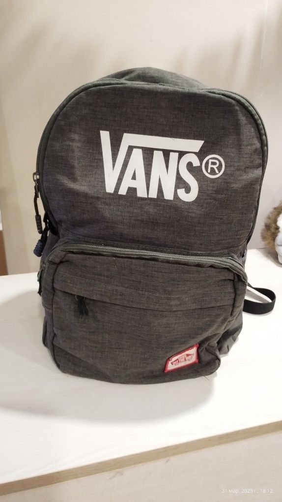 Рюкзак Vans молодежный