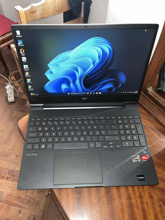 Portátil Gaming HP VICTUS 15