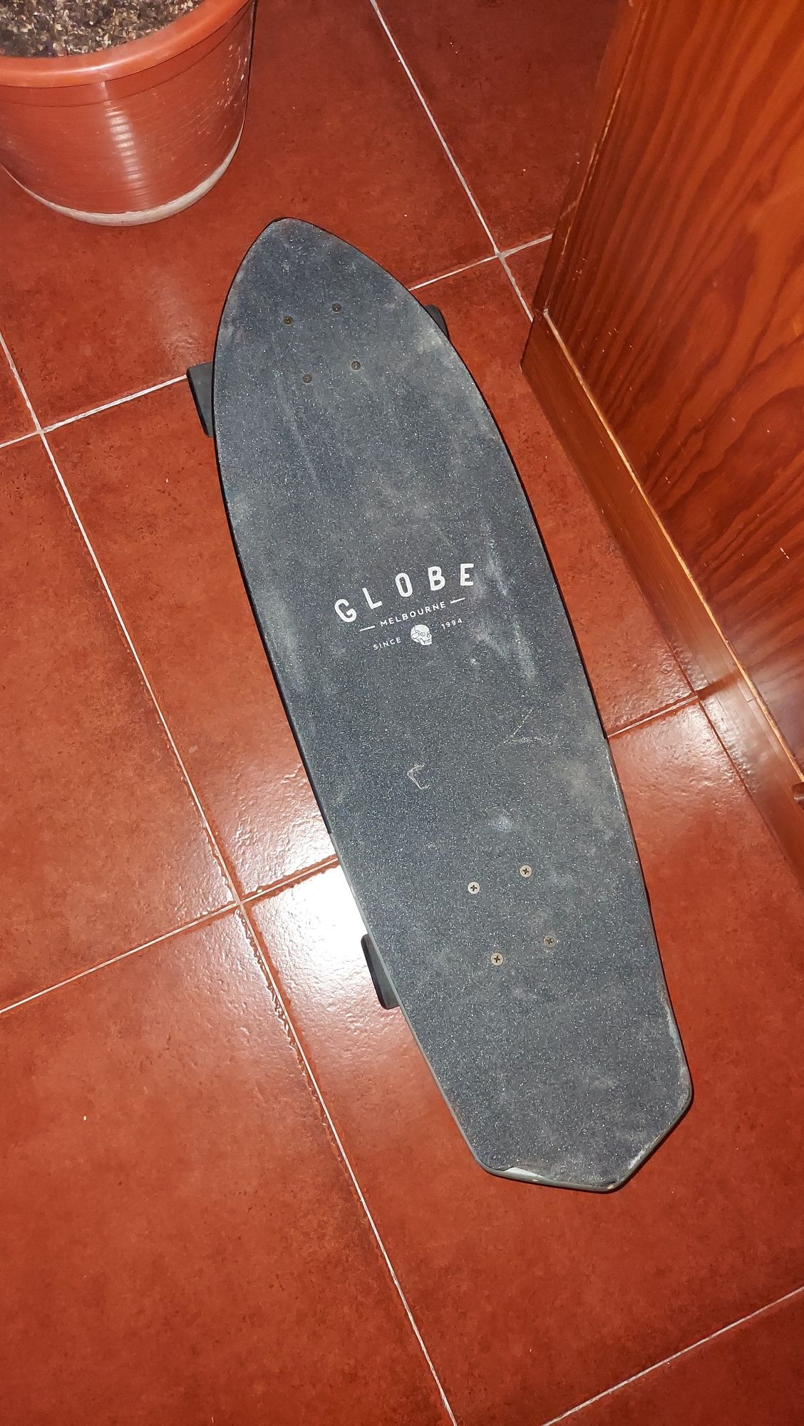 Skate cruiser Globe