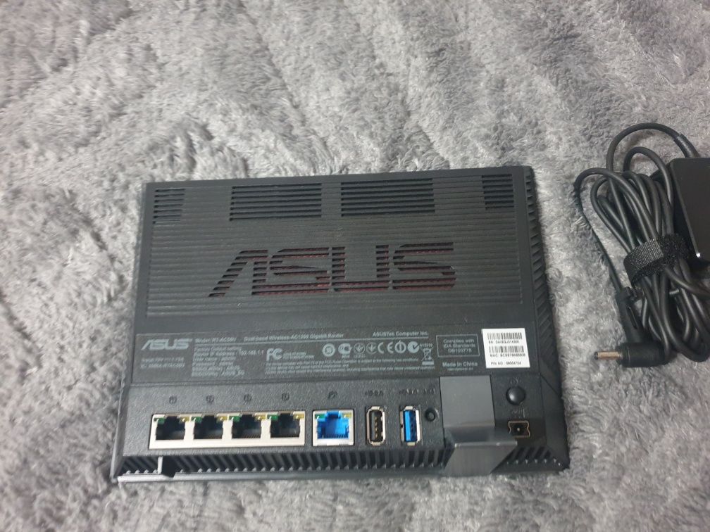Бездротовий маршрутизатор (роутер) ASUS RT-AC56U