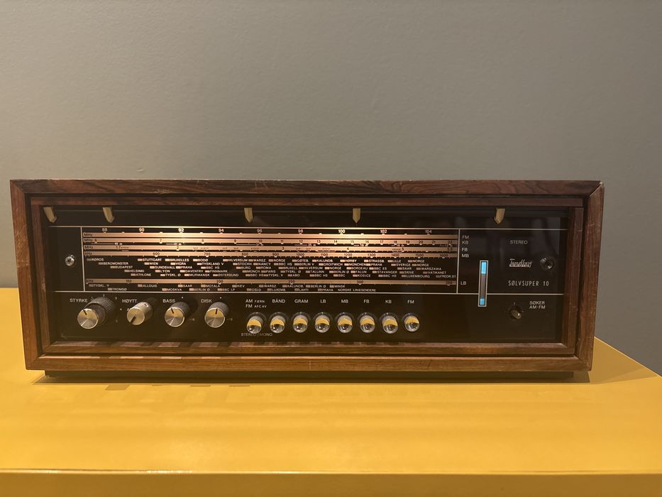 Radio Tandberg Solvsuper 10