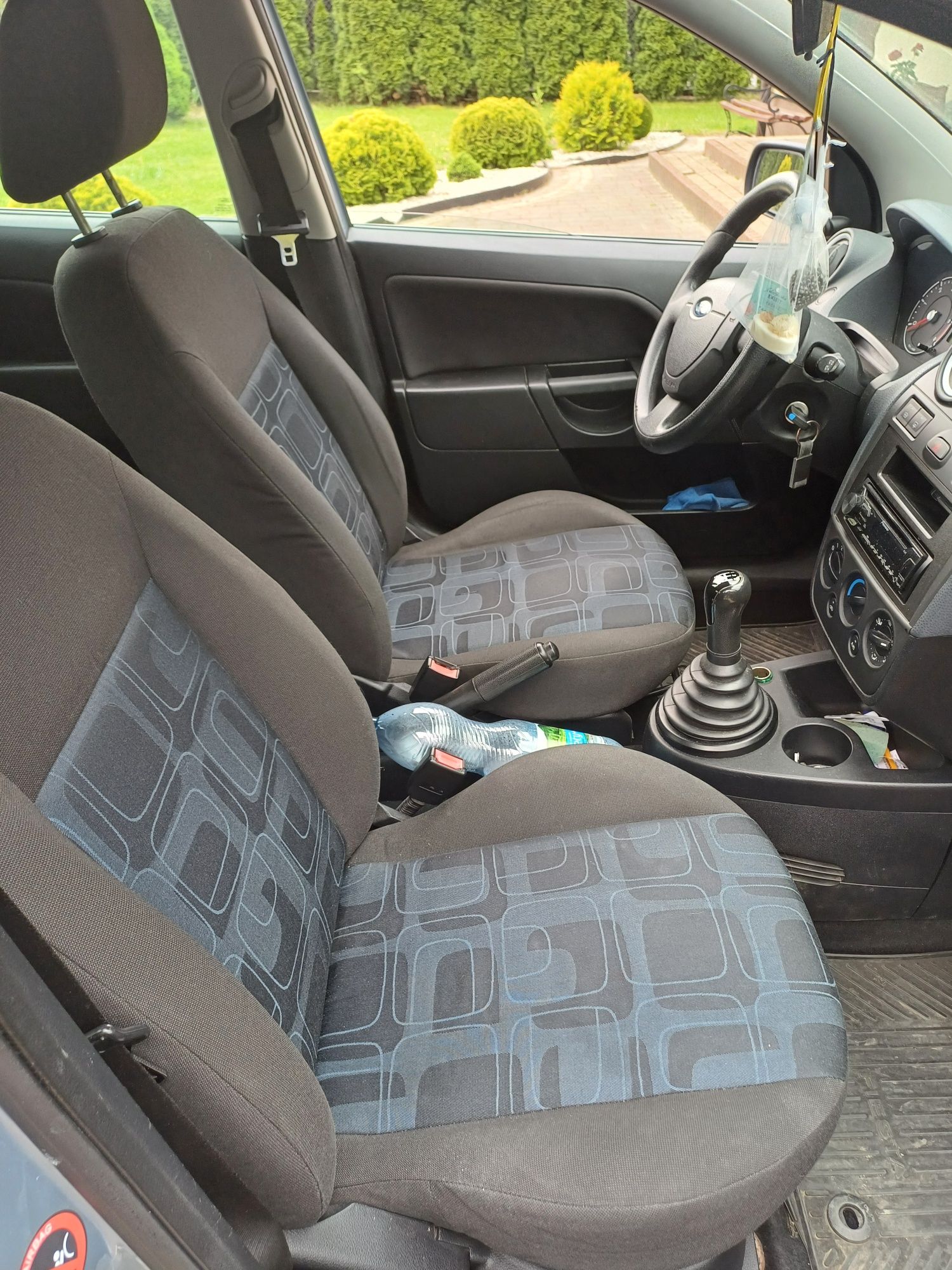 Sprzedam Forda Fiestę 1.4 tdci