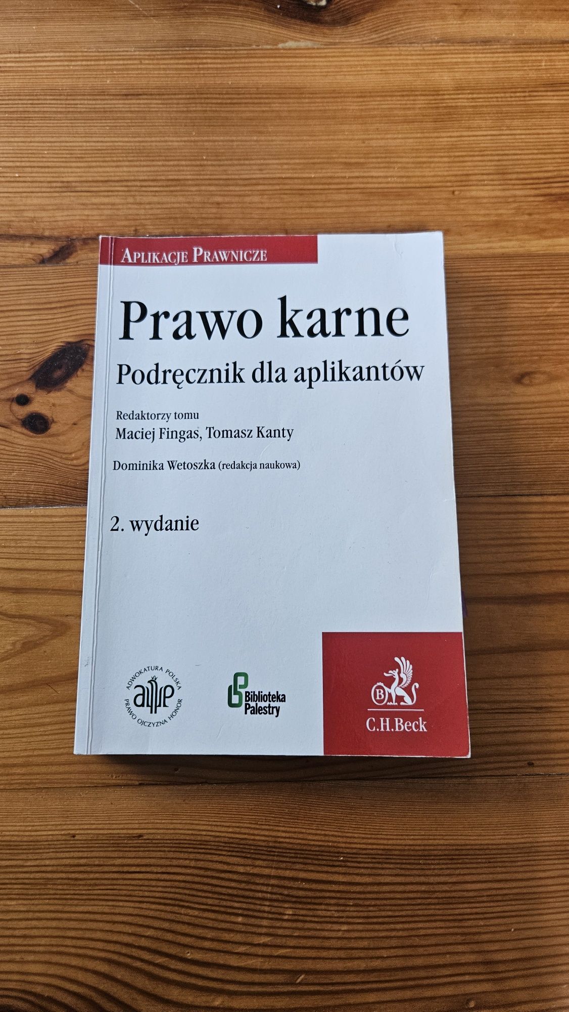 Prawo karne. Podręcznik dla aplikantów