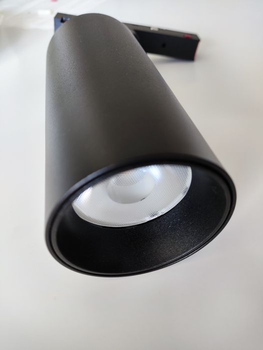 Oprawa kierunkowa shift 12W 4000K