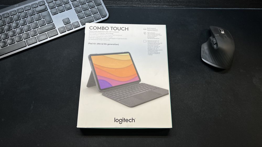 Logitech Combo Touch iPad Air (4th & 5th generation)