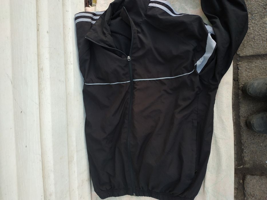 Спортивна кофта ,вітровка чоловіча