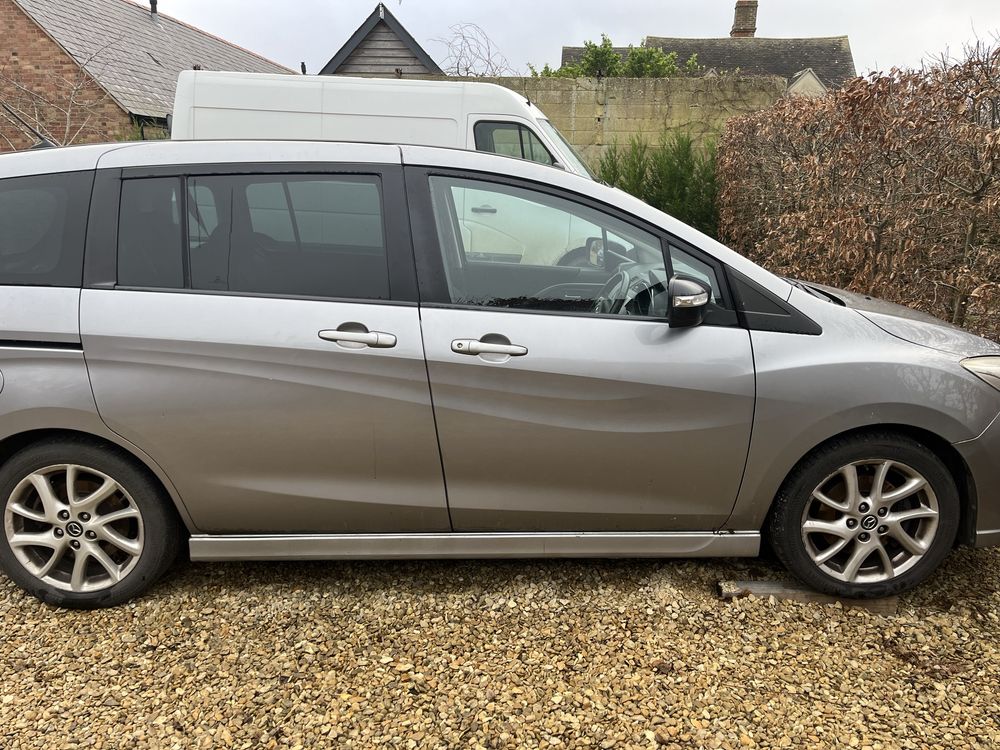 Mazda 5 МКПП 1.6 дизель .Англік .На тимчасовий регистраціі для ЗСУ
