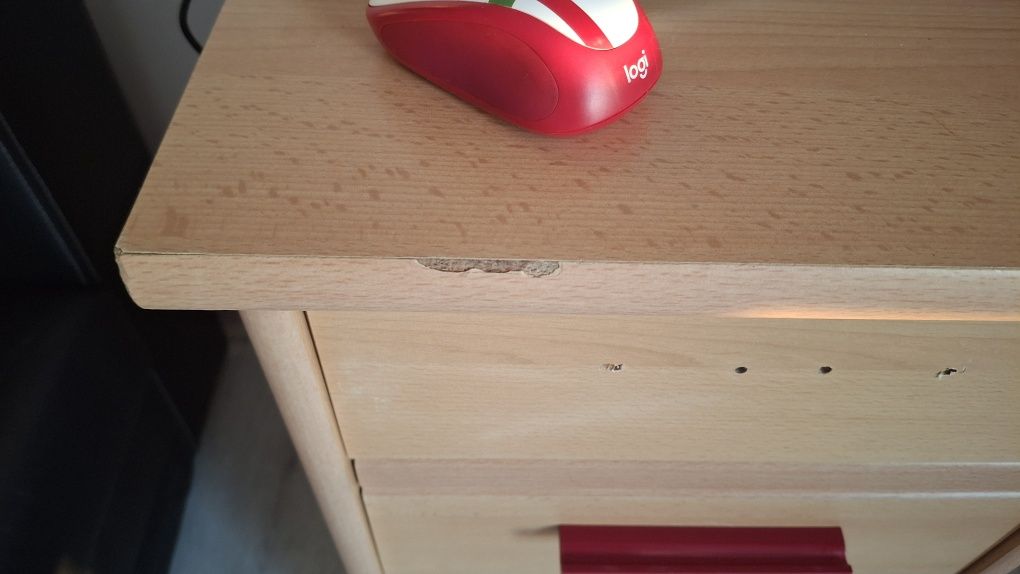 Oddam biurko w stanie jak na zdjęciu