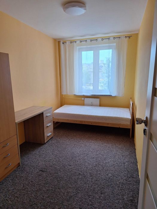 Pokój dziewczynie na Leśnej Dolinie !