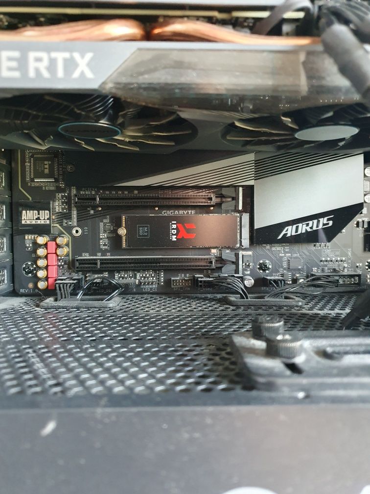 Komputer stacjonarny G4M3R HERO i7-11700F / 32 GB RAM / RTX 3060 Ti