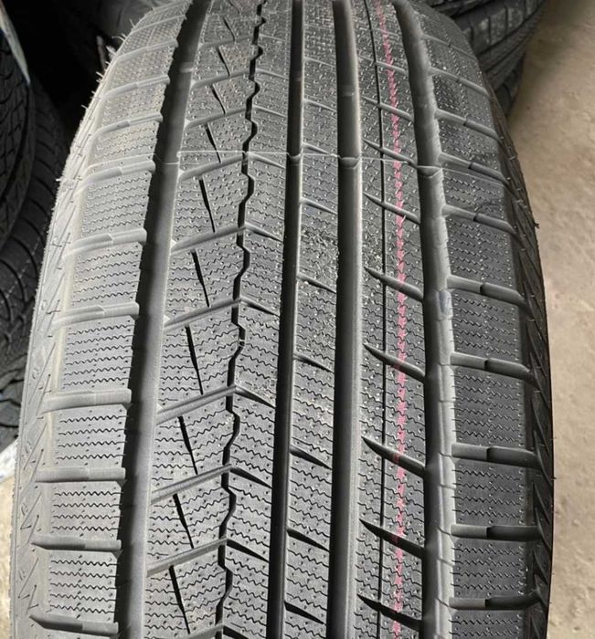 Roadmarch snowrover 235/60/18 нова