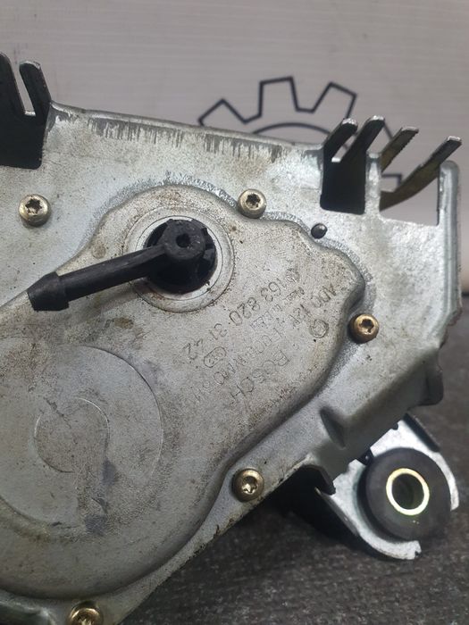 Моторчик заднього склоомивача мл 163. Mb ml w163