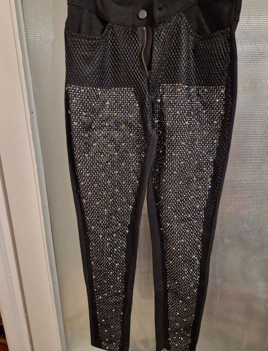 Czarne jeansowe spodnie typu rurki odzobne, H&M XS/S
