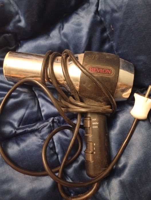 Фен в рабочем состоянии.