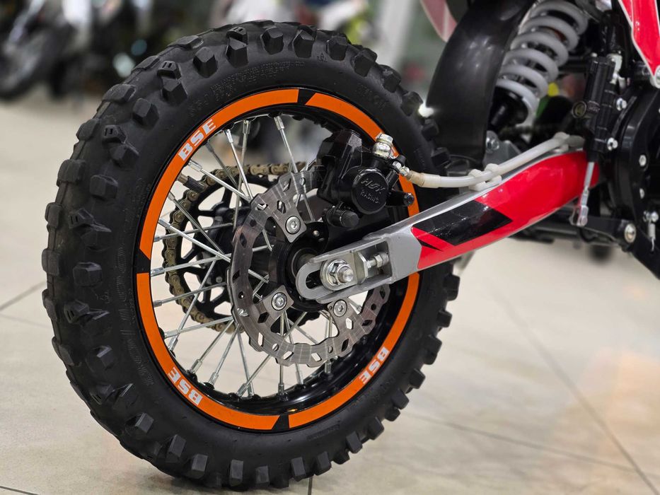 Купити пітбайк BSE PH09D 125 ENDURO з пробігом у мотосалоні Артмото