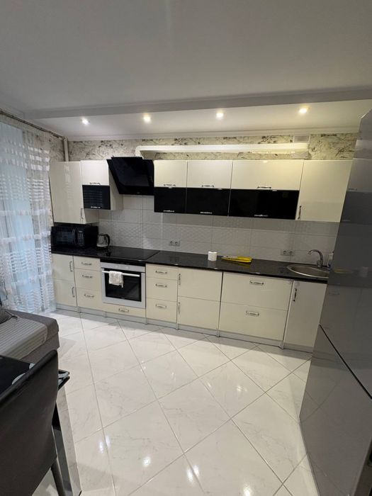 Здам квартиру на Дружбі