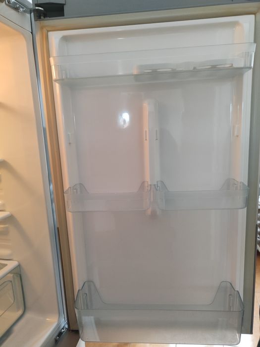 Lodówka zamrażarka Samsung sprawna w dobrym stanie