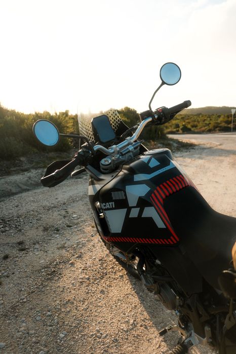 Ducati DesertX RR22 2024