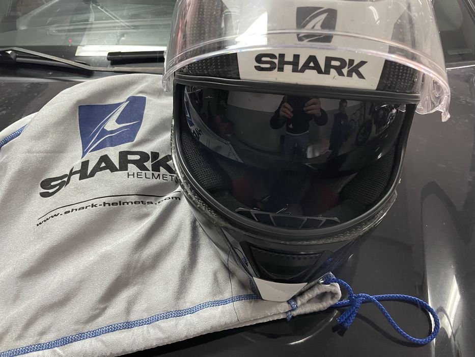Capacete SHARK carbono