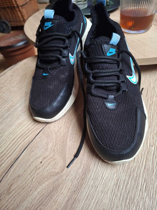 Buty sportowe  40