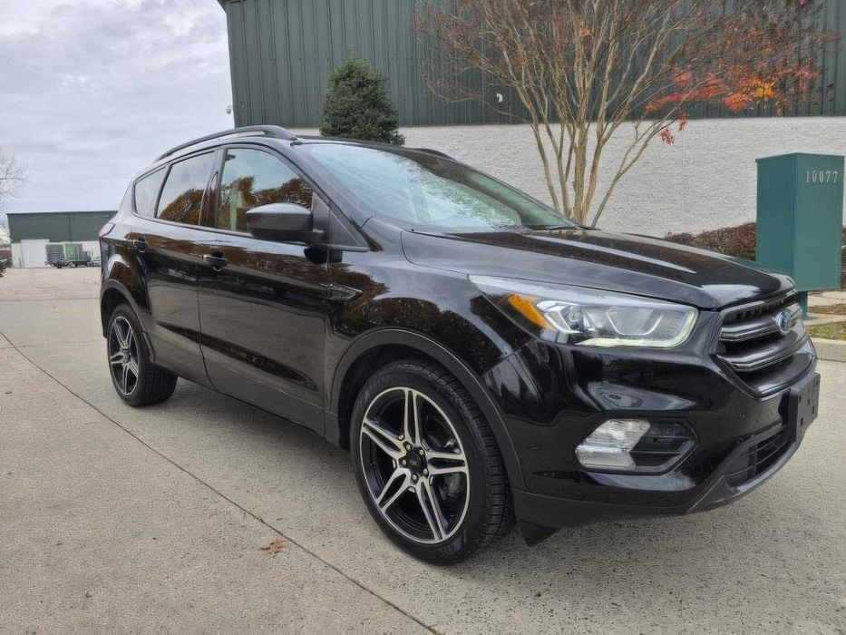 Ford Escape SEL      2019